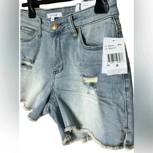 STS Blue Women's Aubrey Mid Rise Shorts Size 28 Distressed in Capilla - Picture 5 of 7